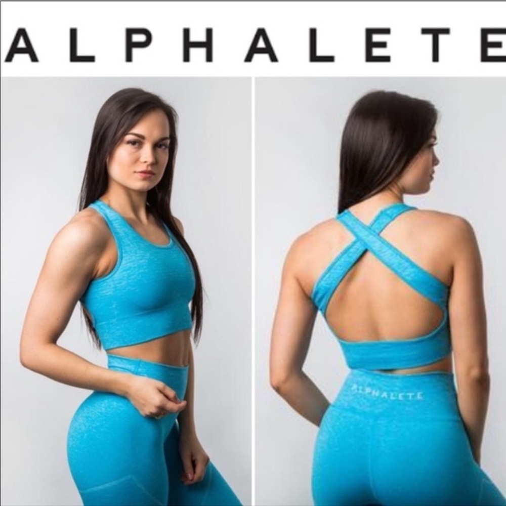 Alphalete Revival Vault Bra